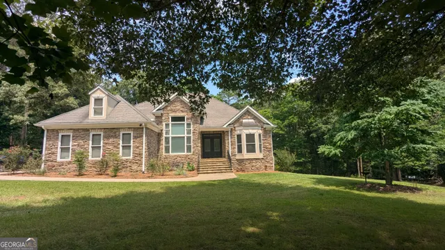 Popular Arrowhead Forest Real Estate