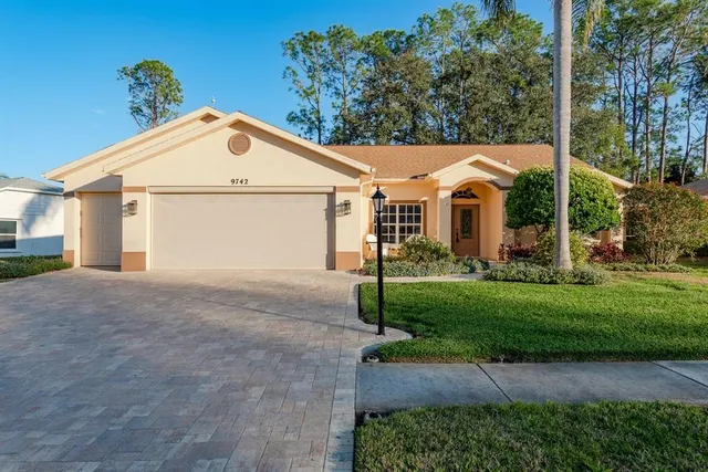 Popular TIMBER GREENS PH 01E Real Estate