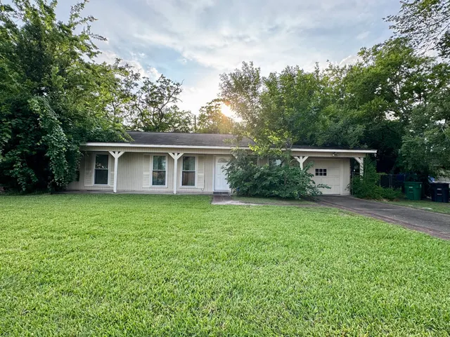 Popular Lazy Spring Acres Real Estate