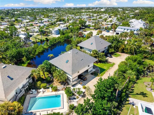 Cheap BEACH ROAD VILLAS CONDO Real Estate