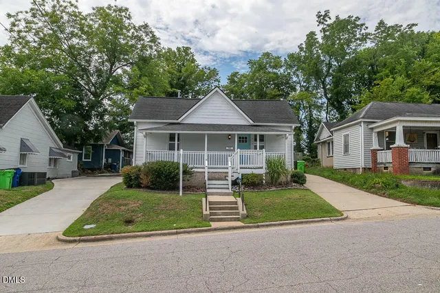 Popular South Park Real Estate