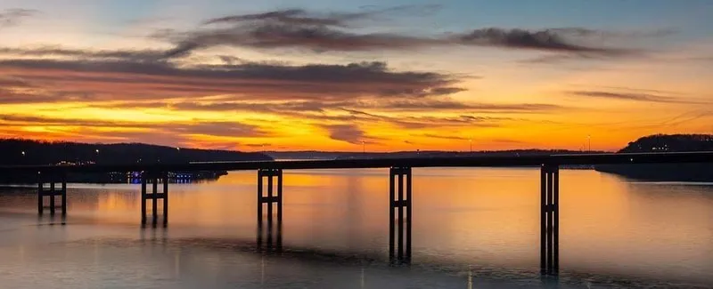 Joe Gibbs RE/MAX Lake of the Ozarks: local business in Osage Beach, Lake of the Ozarks