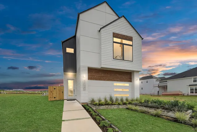 Popular Piccolina Real Estate
