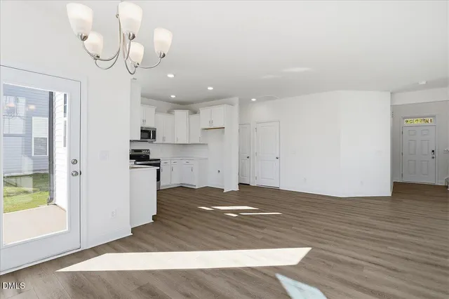 Cheap Sidney Creek Real Estate