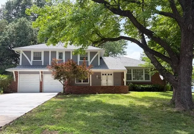 Popular Pine Crest Real Estate