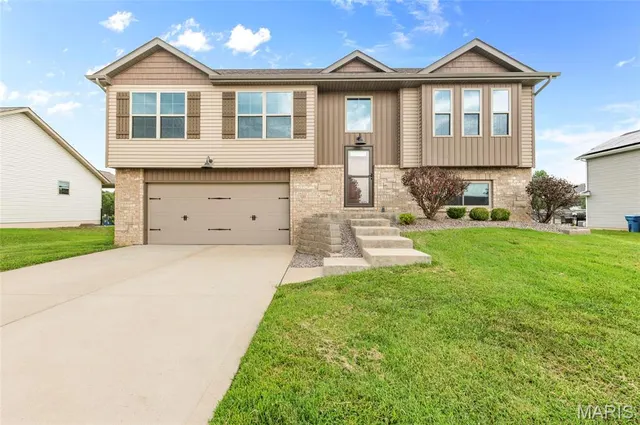 Popular Meadows-St Jacob Real Estate