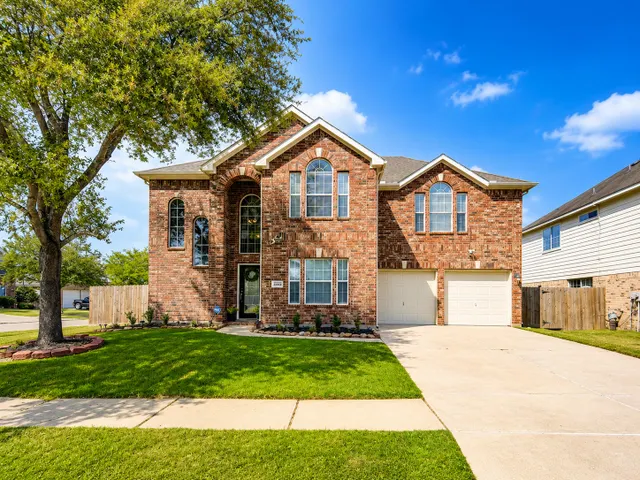 Popular Grand Meadow Real Estate