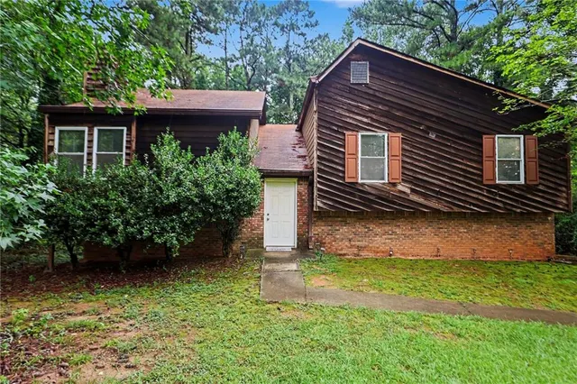 Popular Sutton Place Real Estate