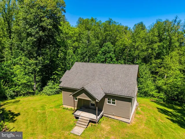 Popular Amissville Real Estate