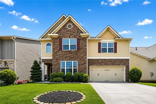 Popular SILVER OAK Real Estate