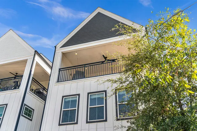 Popular Live Oak Grove Real Estate