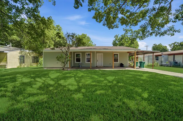 Expensive Westlawn Real Estate
