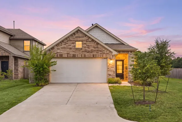 Popular Becker Meadows Real Estate