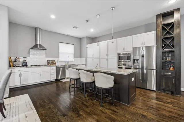 Popular Crockett Creekside Real Estate