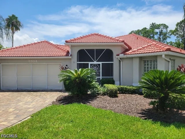 Cheap COURTYARD LANDINGS Real Estate