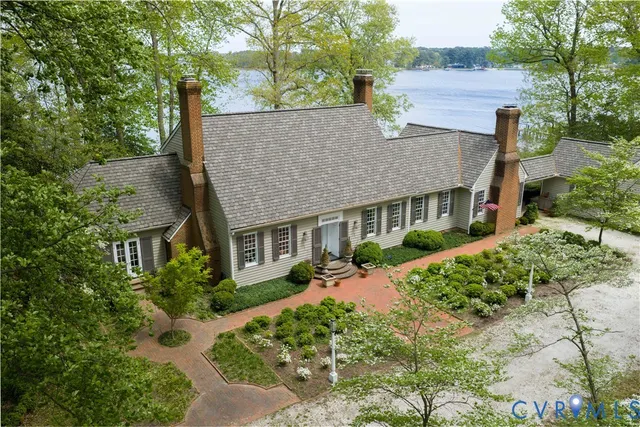 Expensive 112 - Middlesex Real Estate