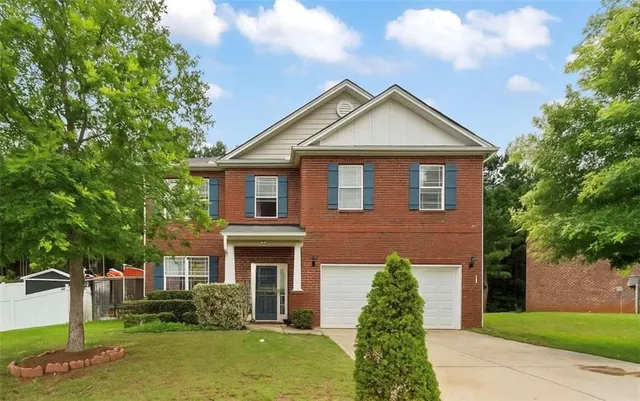Popular Northpointe Village Real Estate