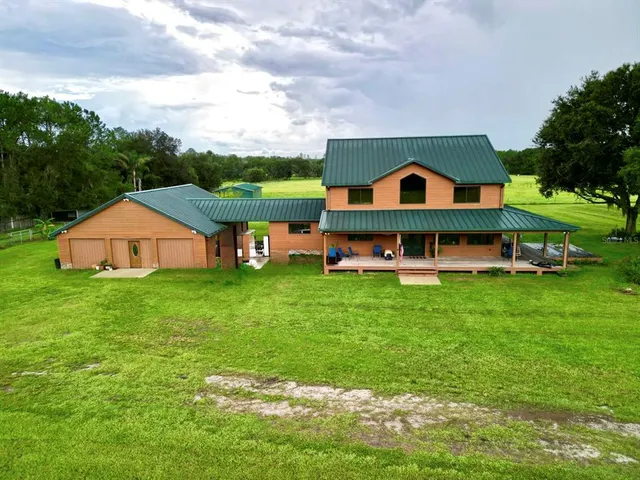 Popular DARBY OAKS ACRES CLASS IIIE Real Estate