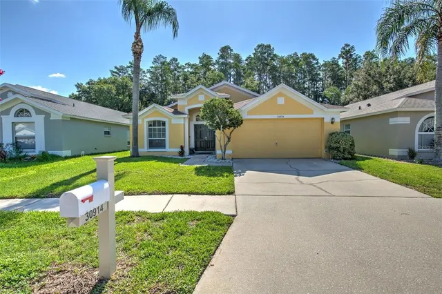 Popular MEADOW POINTE PRCL 17 UN 3 Real Estate