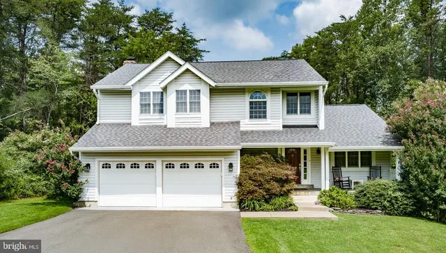 Cheap Fairfax Station Real Estate