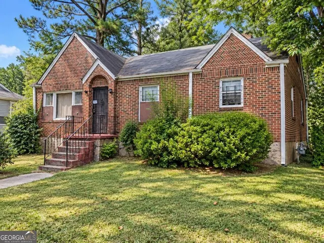 Popular Thomas Long Real Estate