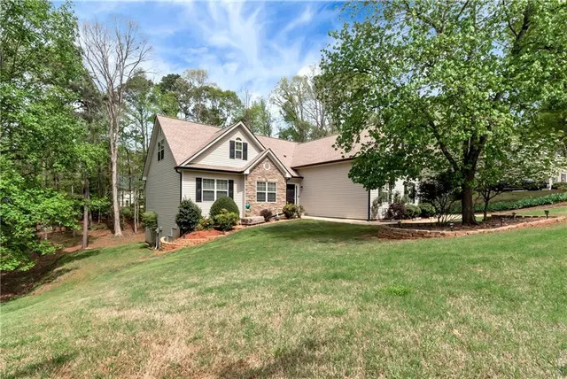Popular Jefferson Walk East Real Estate