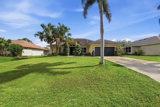 1298 Sw Chase Road, Port St Lucie FL 34953