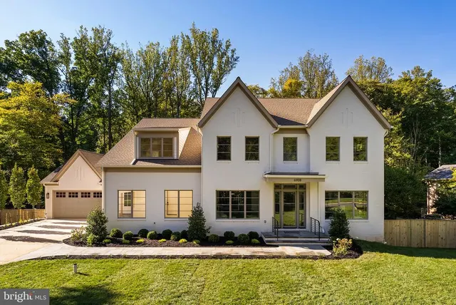 Popular Bannockburn Estates Real Estate