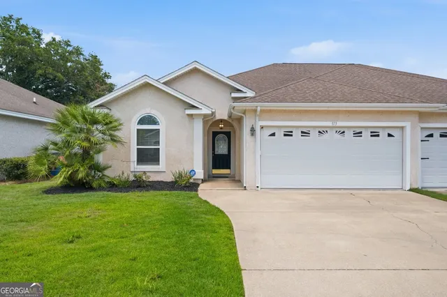 Popular Cypress Run Real Estate