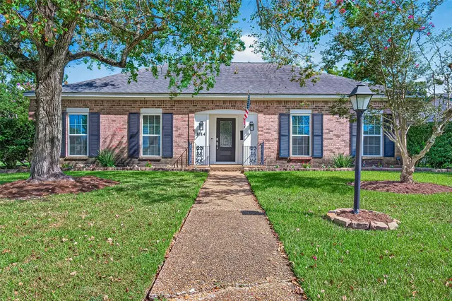 Popular Nassau Bay Sec 06 Real Estate