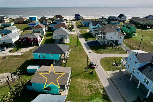 Cheap Emerald Beach 2 Real Estate