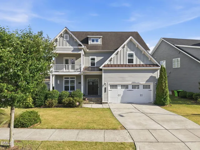 Popular Creekside at Sunset Lake Real Estate