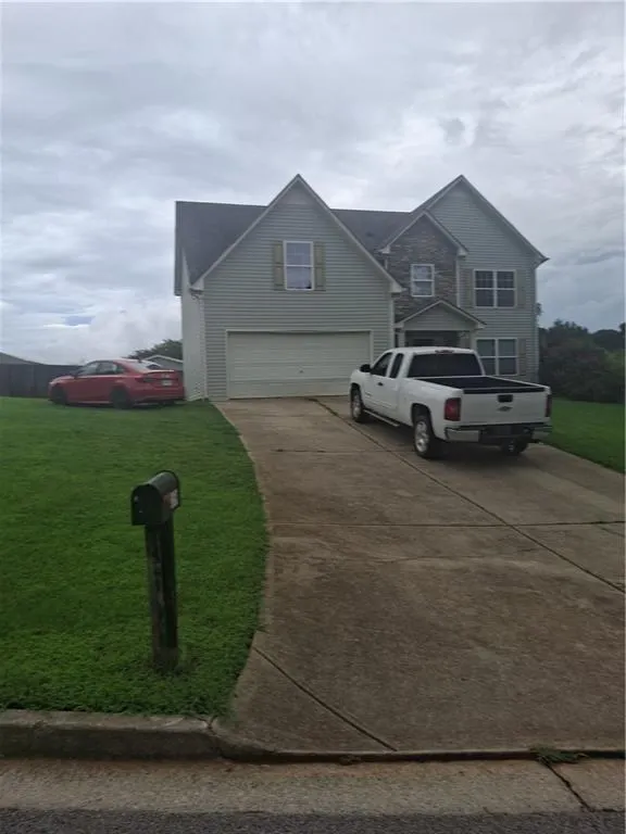 Popular Lawrence Ridge Real Estate