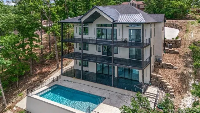 Popular Eagles Cove Real Estate