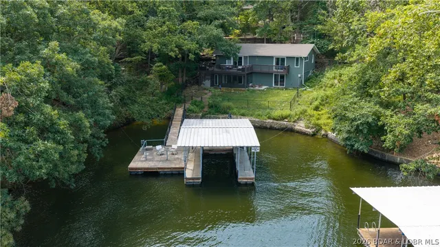 Popular Leos Real Estate