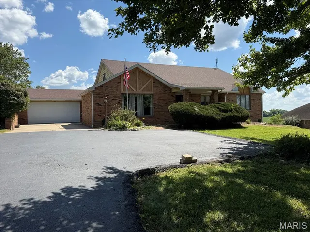 Expensive East Alton Real Estate