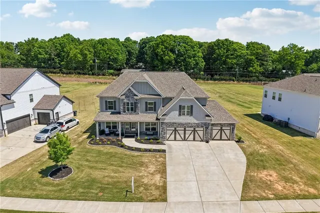 Popular PORCHES AT MOBLEY LAKE Real Estate