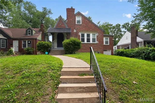 Popular Arbor Terrace First Add Real Estate