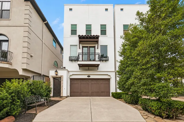 Popular Bercons Reinerman Street Place Real Estate