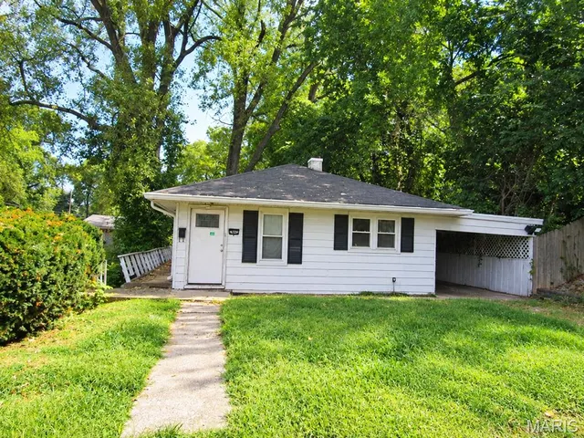 Popular Denny Place Real Estate