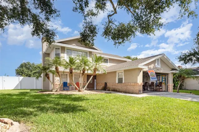 Popular ARIETTA PALMS Real Estate