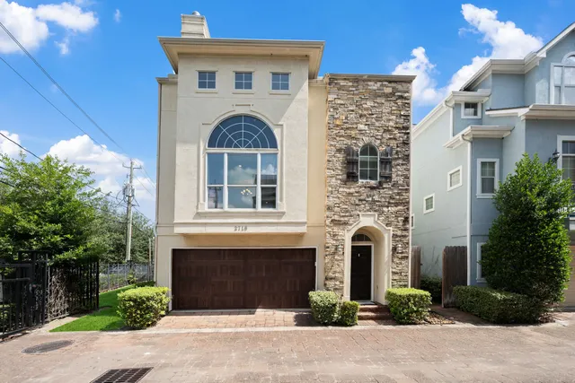 Popular Cottage Grove Sec 07 Real Estate