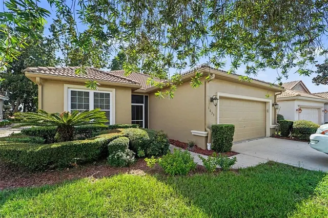 Popular WOODVIEW VILLAS 03 Real Estate