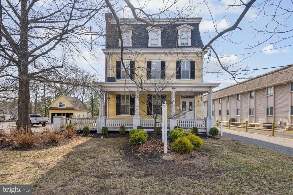 210 W Main St,Unit Moorestown, Moorestown, NJ 08057