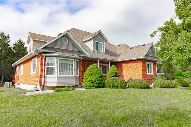 Popular Otterville Real Estate