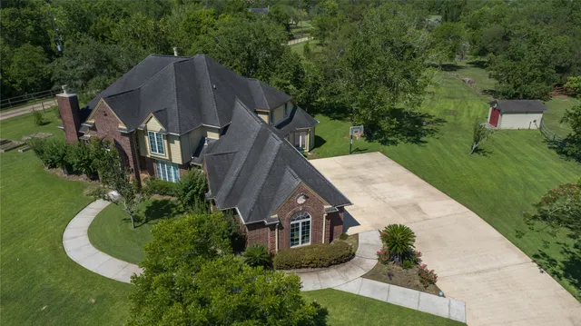 Expensive Rosharon Real Estate