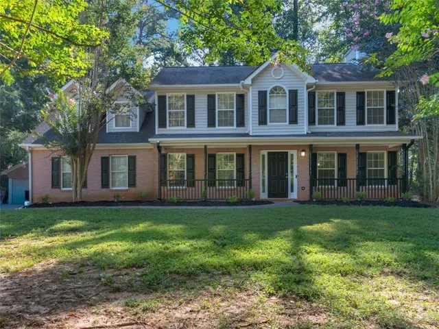 Popular Crown Oaks Real Estate