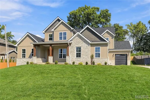 Popular Oak Estates Add Real Estate