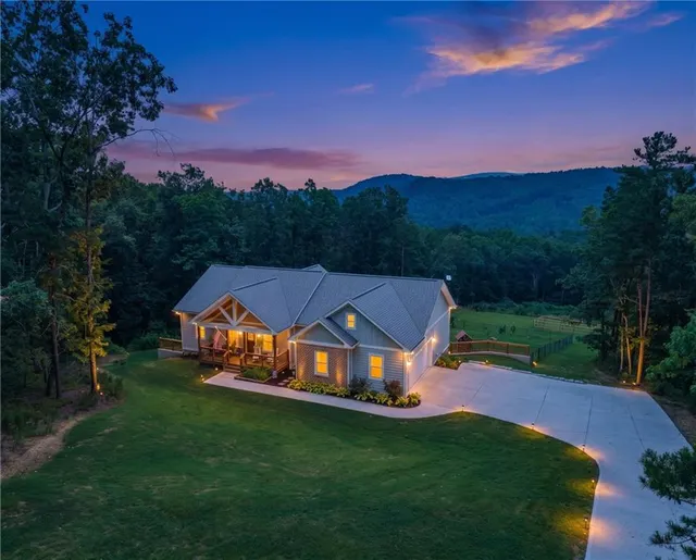 Popular Salacoa Ridge Real Estate