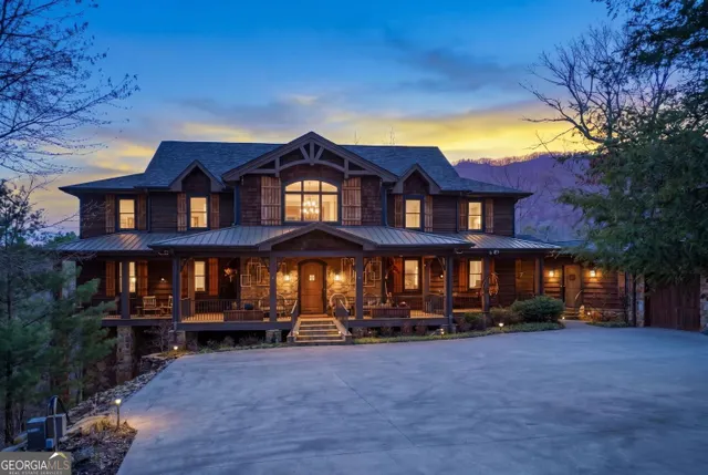 Expensive THE HEMLOCKS Real Estate
